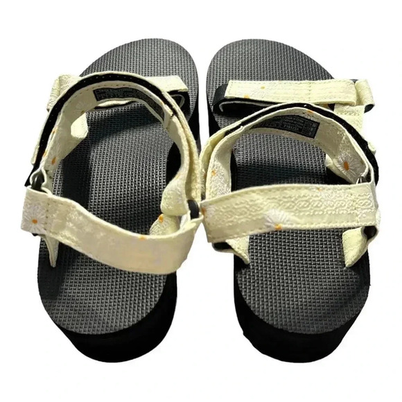 NWOB Teva Flatform Universal Gloriosa - Picture 2 of 6